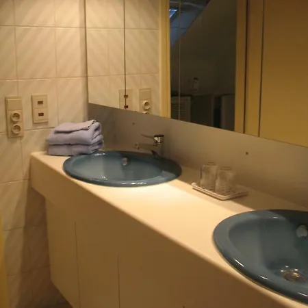 Bed & Breakfast B&logies De Duinroos *